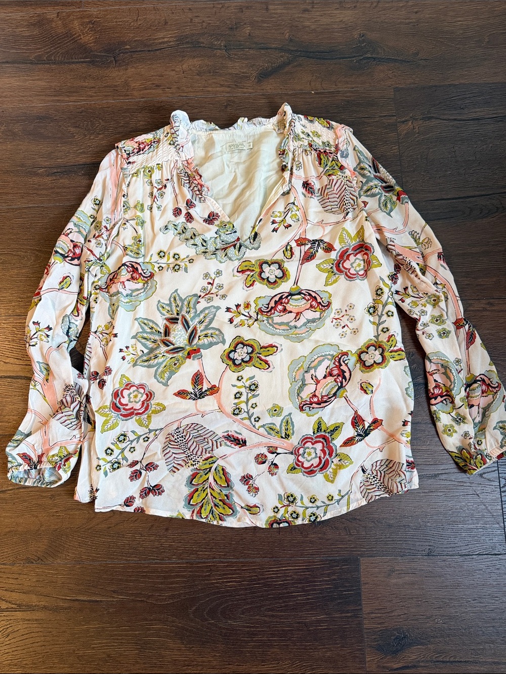 Spartina 449 Cream Floral V-Neck Long Sleeve Blouse
